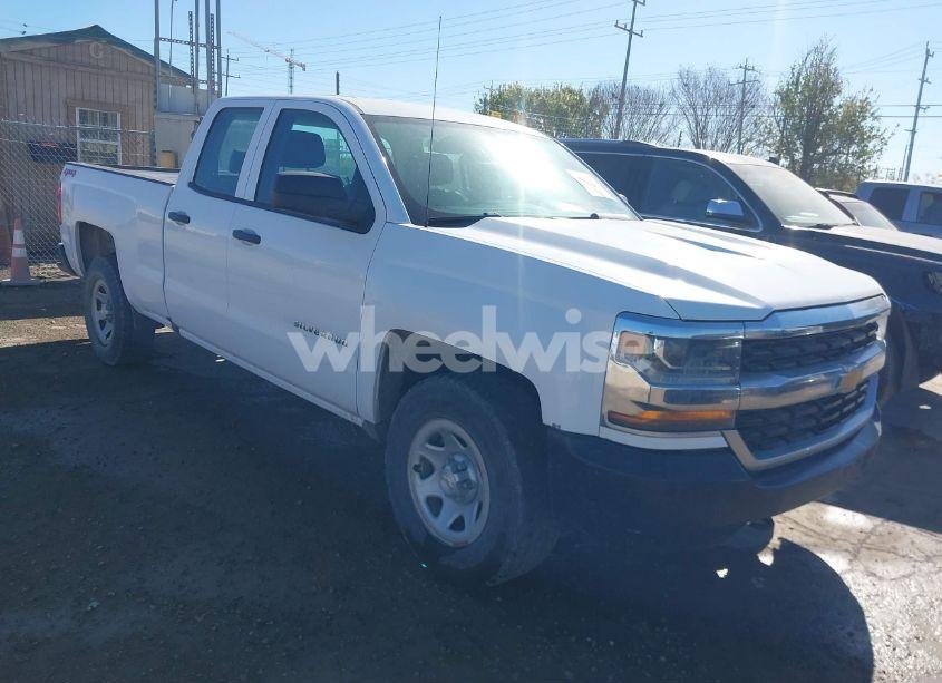 2019 Chevrolet Silverado 1500 LD WT (VIN 2GCVKNEC2K1159609) main photo