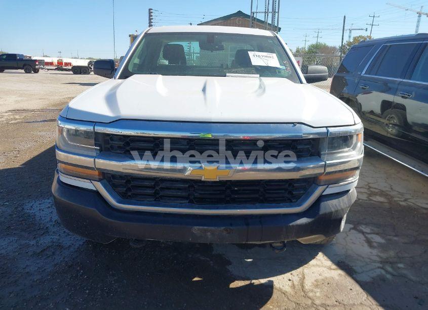 Photo 12 of 2019 Chevrolet Silverado 1500 LD WT (VIN 2GCVKNEC2K1159609)