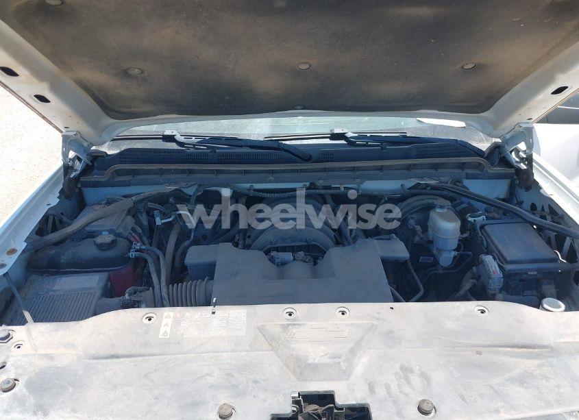 Photo 10 of 2019 Chevrolet Silverado 1500 LD WT (VIN 2GCVKNEC2K1160727)