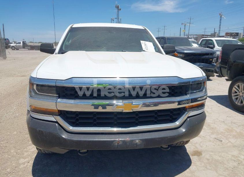 Photo 12 of 2019 Chevrolet Silverado 1500 LD WT (VIN 2GCVKNEC2K1160727)