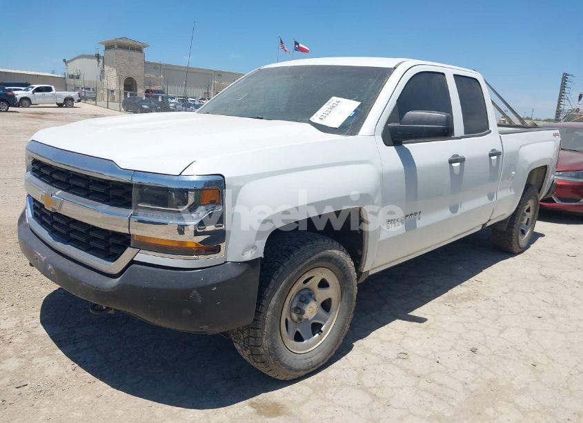 Photo 2 of 2019 Chevrolet Silverado 1500 LD WT (VIN 2GCVKNEC2K1160727)