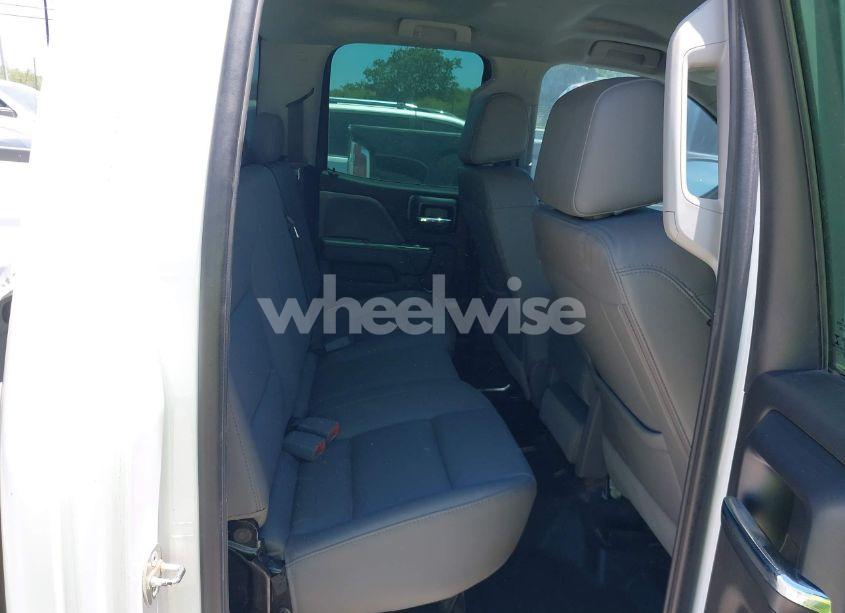 Photo 8 of 2019 Chevrolet Silverado 1500 LD WT (VIN 2GCVKNEC2K1160727)