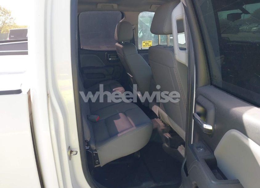 Photo 8 of 2019 Chevrolet Silverado 1500 LD WT (VIN 2GCVKNEC3K1160171)