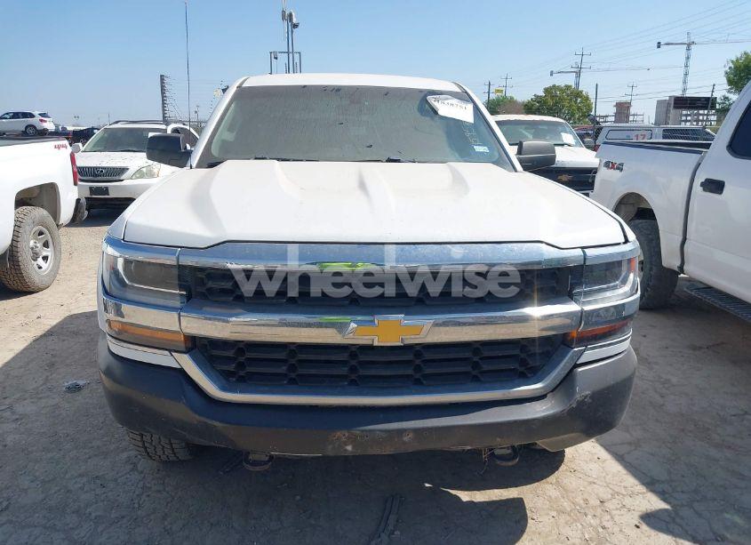Photo 12 of 2019 Chevrolet Silverado 1500 LD WT (VIN 2GCVKNEC4K1159580)