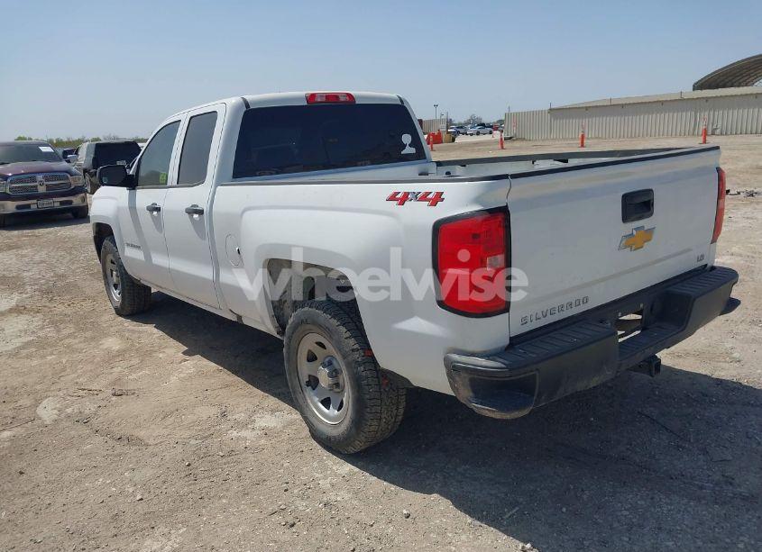 Photo 3 of 2019 Chevrolet Silverado 1500 LD WT (VIN 2GCVKNEC7K1160643)