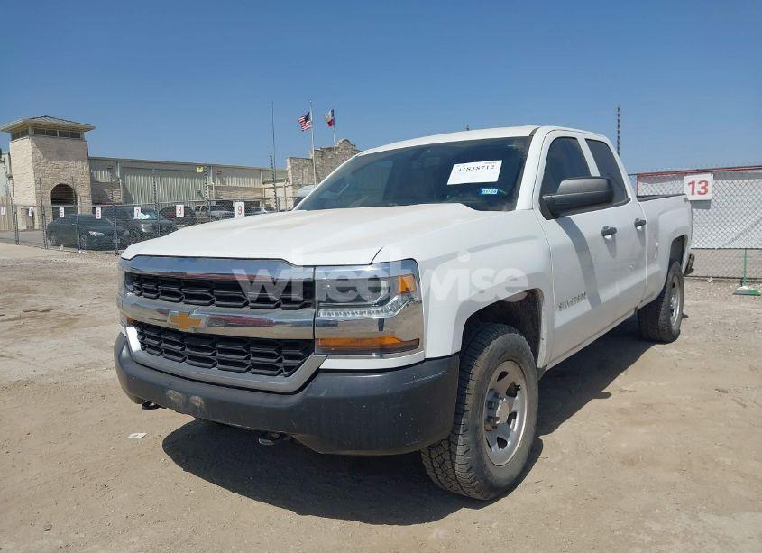 Photo 6 of 2019 Chevrolet Silverado 1500 LD WT (VIN 2GCVKNEC7K1160643)