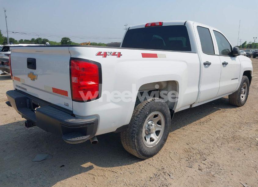 Photo 4 of 2019 Chevrolet Silverado 1500 LD WT (VIN 2GCVKNEC7K1161016)