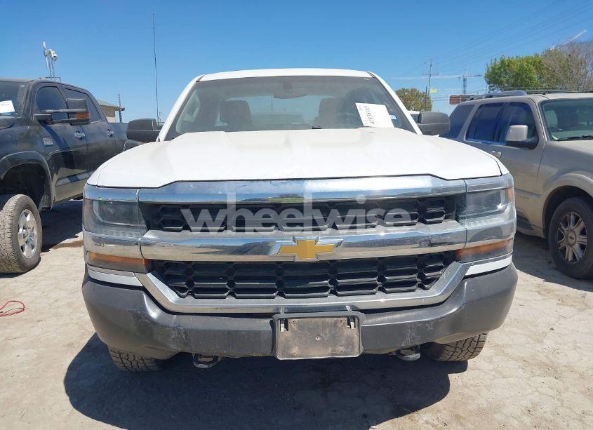 Photo 12 of 2019 Chevrolet Silverado 1500 LD WT (VIN 2GCVKNEC7K1163610)