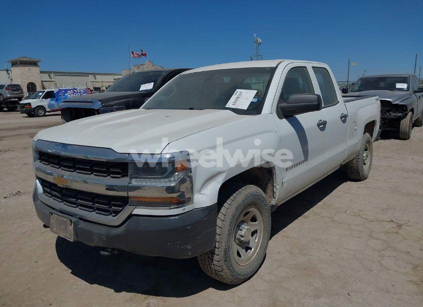 Photo 2 of 2019 Chevrolet Silverado 1500 LD WT (VIN 2GCVKNEC7K1163610)