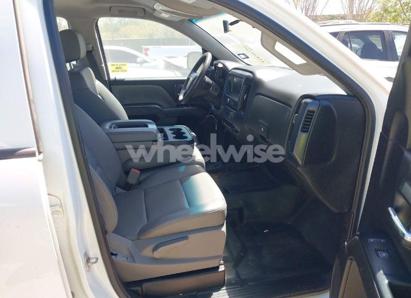 Photo 5 of 2019 Chevrolet Silverado 1500 LD WT (VIN 2GCVKNEC7K1163610)