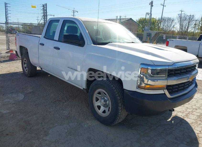 2019 Chevrolet Silverado 1500 LD WT (VIN 2GCVKNEC8K1159436) main photo