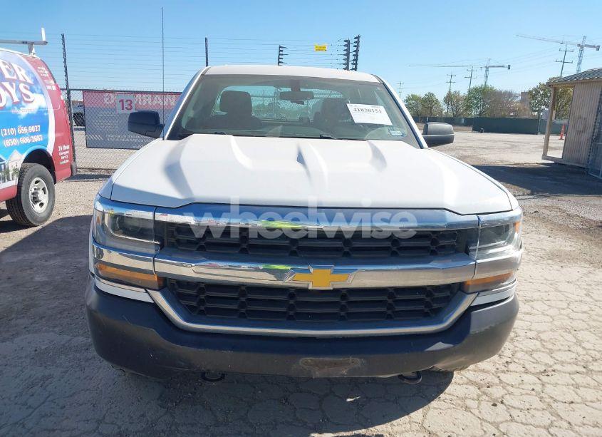 Photo 12 of 2019 Chevrolet Silverado 1500 LD WT (VIN 2GCVKNEC8K1159436)