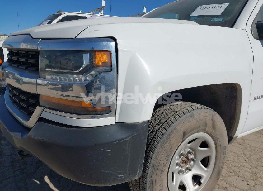 Photo 17 of 2019 Chevrolet Silverado 1500 LD WT (VIN 2GCVKNEC8K1159436)