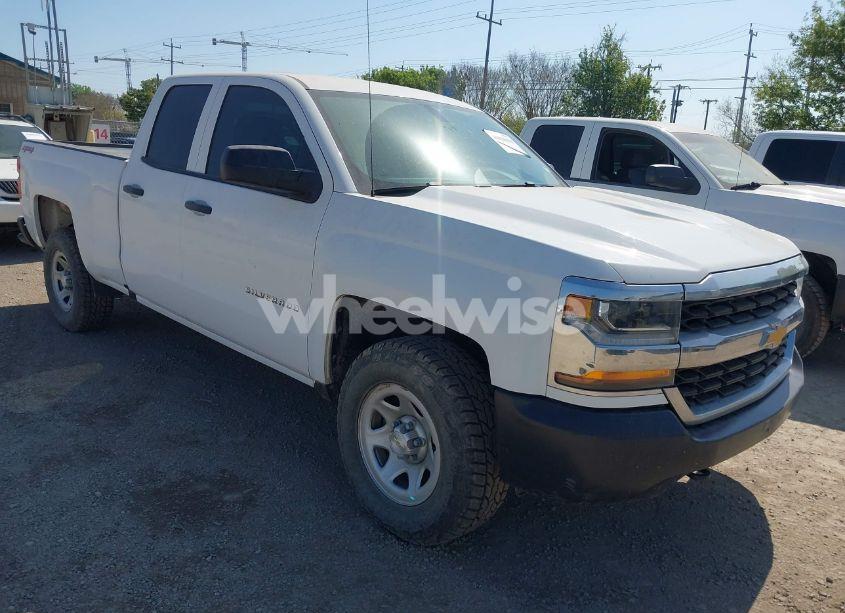 2019 Chevrolet Silverado 1500 LD WT (VIN 2GCVKNEC8K1160103) main photo