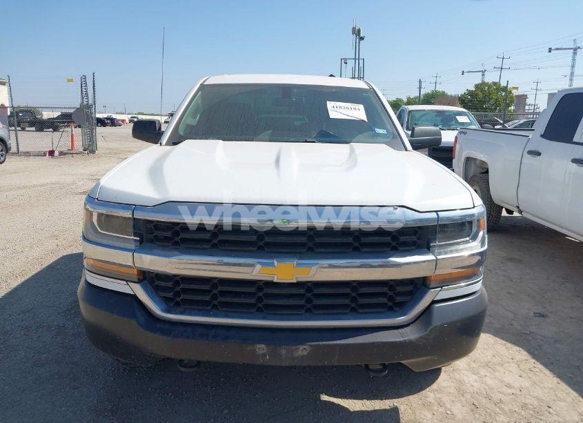 Photo 12 of 2019 Chevrolet Silverado 1500 LD WT (VIN 2GCVKNEC8K1160103)