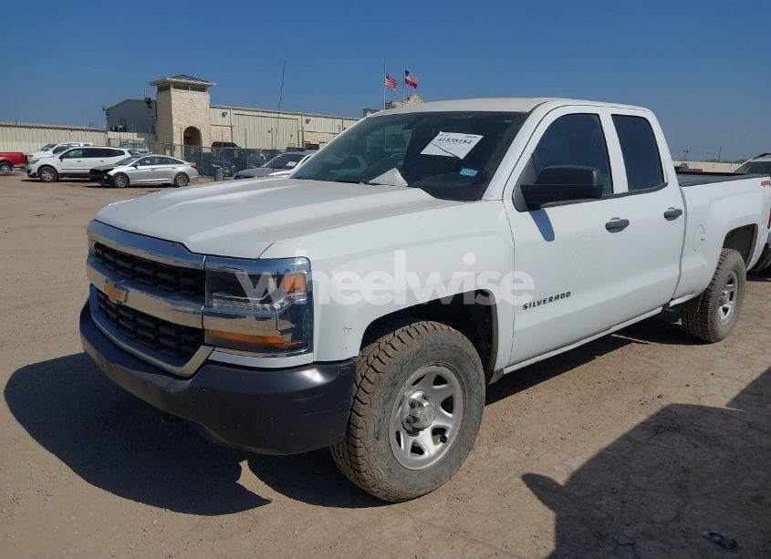 Photo 2 of 2019 Chevrolet Silverado 1500 LD WT (VIN 2GCVKNEC8K1160103)