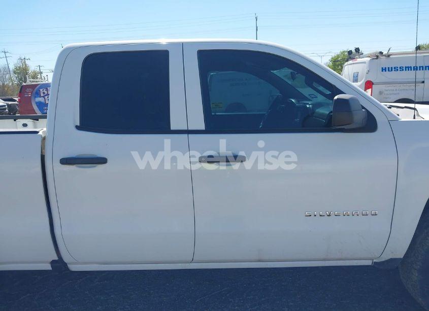 Photo 13 of 2019 Chevrolet Silverado 1500 LD WT (VIN 2GCVKNEC8K1160988)