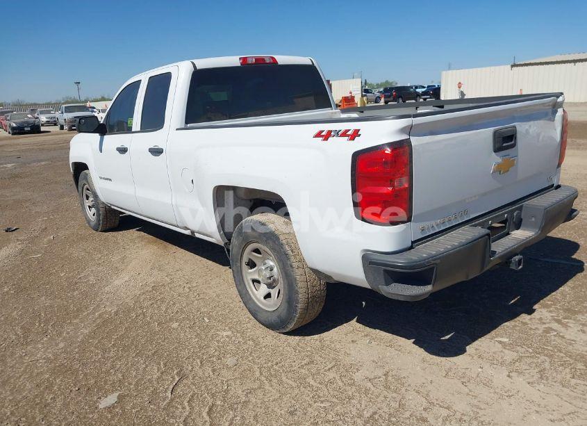 Photo 3 of 2019 Chevrolet Silverado 1500 LD WT (VIN 2GCVKNEC8K1160988)