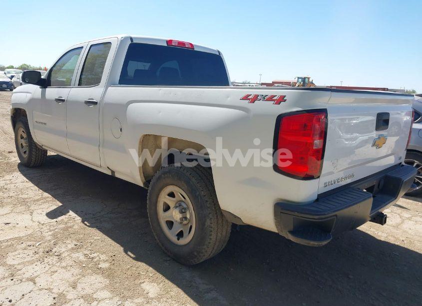 Photo 3 of 2019 Chevrolet Silverado 1500 LD WT (VIN 2GCVKNEC9K1160059)