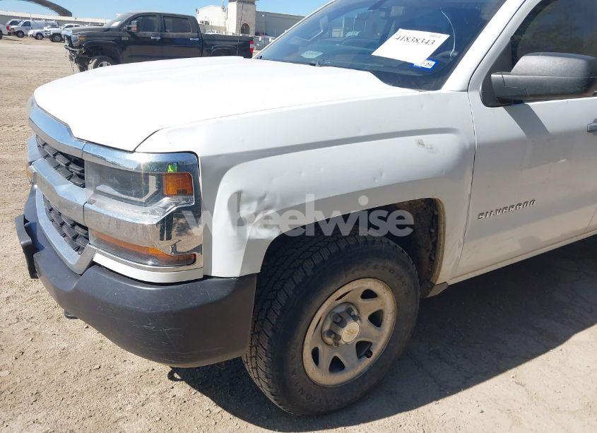 Photo 6 of 2019 Chevrolet Silverado 1500 LD WT (VIN 2GCVKNEC9K1160059)