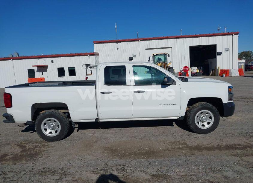 Photo 13 of 2019 Chevrolet Silverado 1500 LD WT (VIN 2GCVKNEC9K1216582)