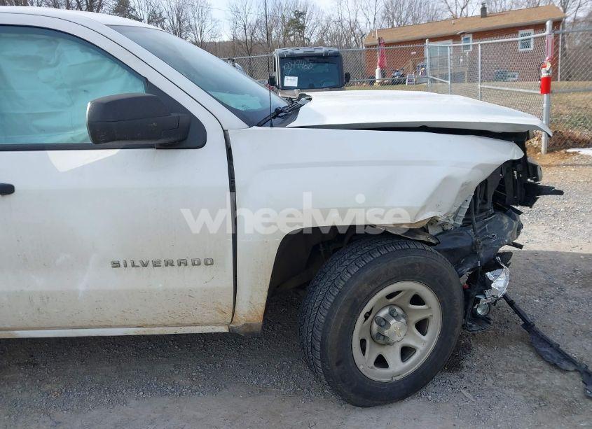 Photo 18 of 2019 Chevrolet Silverado 1500 LD WT (VIN 2GCVKNEC9K1217697)