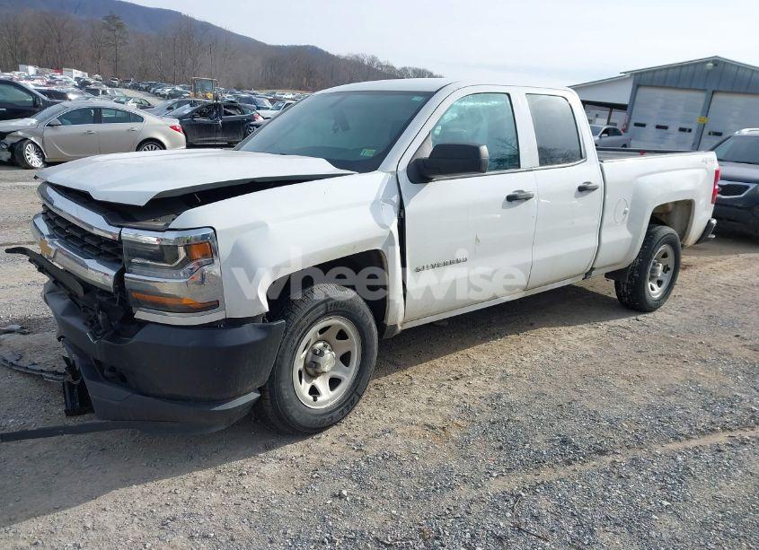 Photo 2 of 2019 Chevrolet Silverado 1500 LD WT (VIN 2GCVKNEC9K1217697)