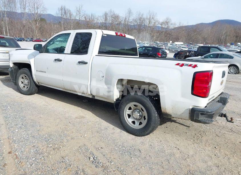 Photo 3 of 2019 Chevrolet Silverado 1500 LD WT (VIN 2GCVKNEC9K1217697)