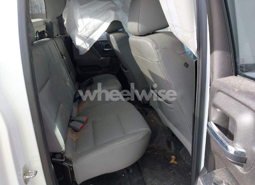 Photo 8 of 2019 Chevrolet Silverado 1500 LD WT (VIN 2GCVKNEC9K1217697)