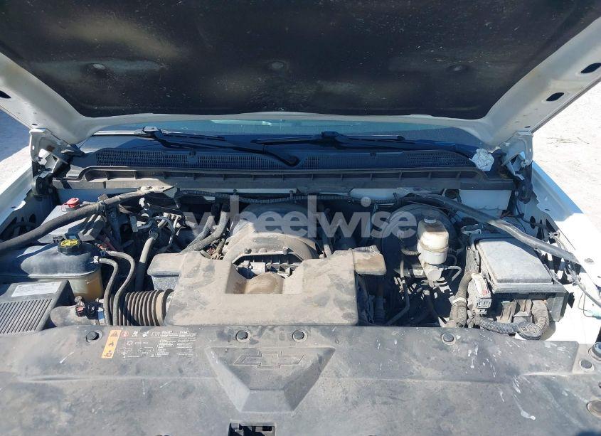 Photo 10 of 2019 Chevrolet Silverado 1500 LD WT (VIN 2GCVKNECXK1121058)