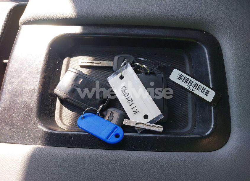 Photo 11 of 2019 Chevrolet Silverado 1500 LD WT (VIN 2GCVKNECXK1121058)