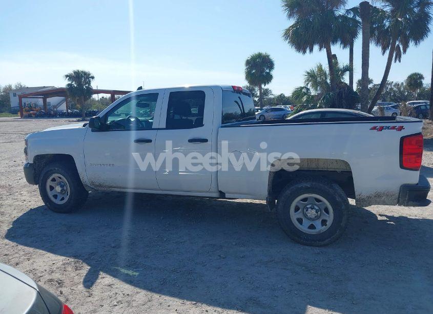 Photo 14 of 2019 Chevrolet Silverado 1500 LD WT (VIN 2GCVKNECXK1121058)