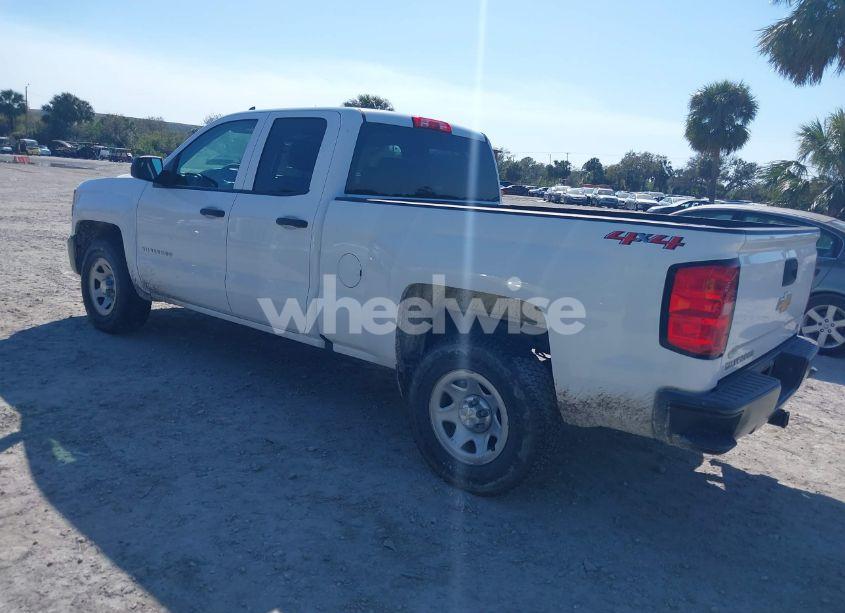 Photo 3 of 2019 Chevrolet Silverado 1500 LD WT (VIN 2GCVKNECXK1121058)