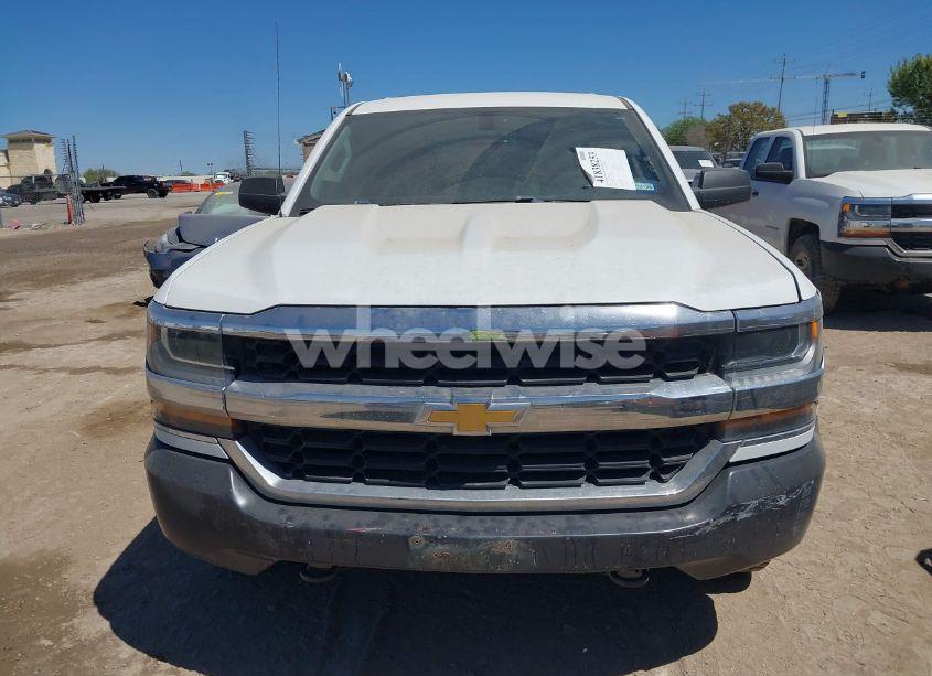 Photo 12 of 2019 Chevrolet Silverado 1500 LD WT (VIN 2GCVKNECXK1159289)