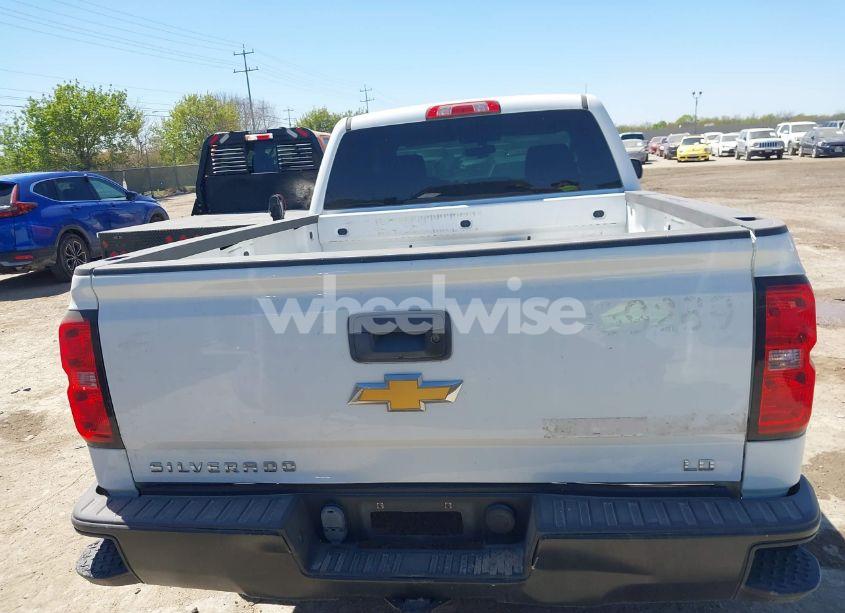 Photo 16 of 2019 Chevrolet Silverado 1500 LD WT (VIN 2GCVKNECXK1159289)