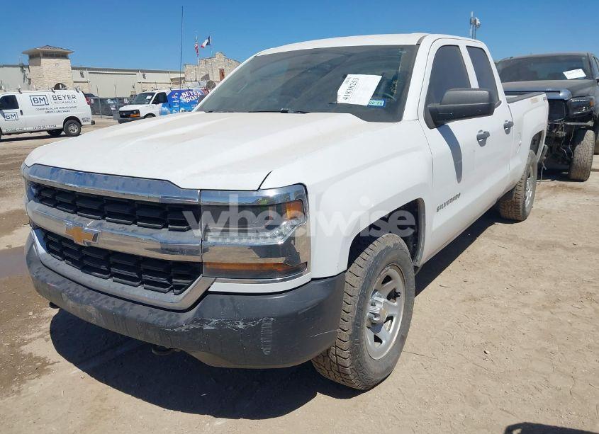 Photo 2 of 2019 Chevrolet Silverado 1500 LD WT (VIN 2GCVKNECXK1159289)