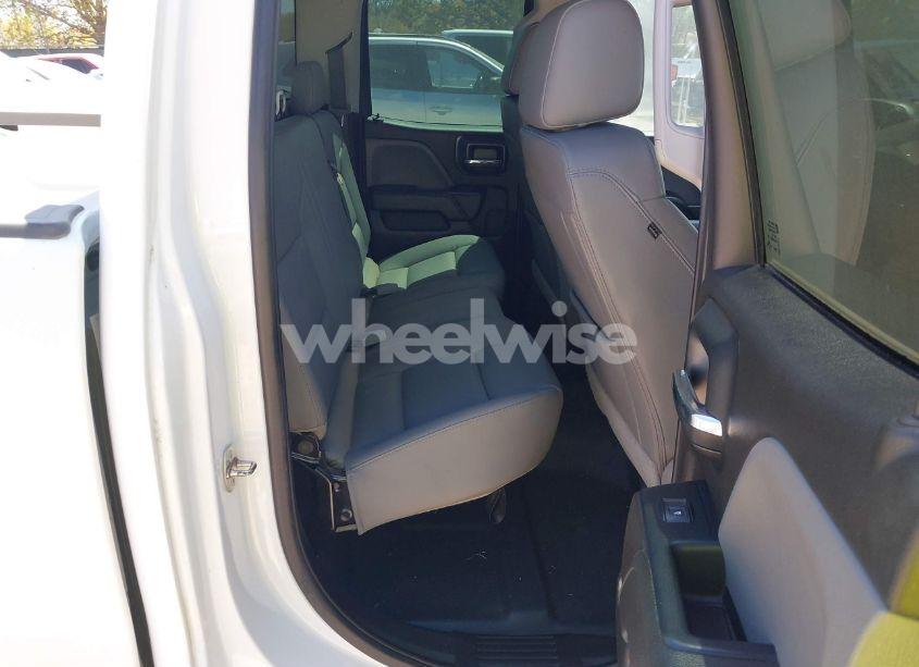 Photo 8 of 2019 Chevrolet Silverado 1500 LD WT (VIN 2GCVKNECXK1159289)