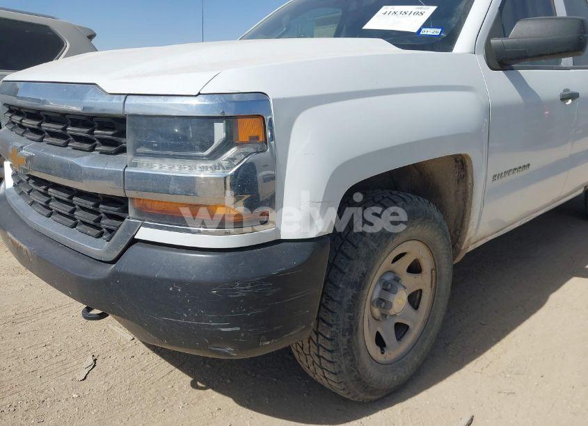 Photo 6 of 2019 Chevrolet Silverado 1500 LD WT (VIN 2GCVKNECXK1162337)