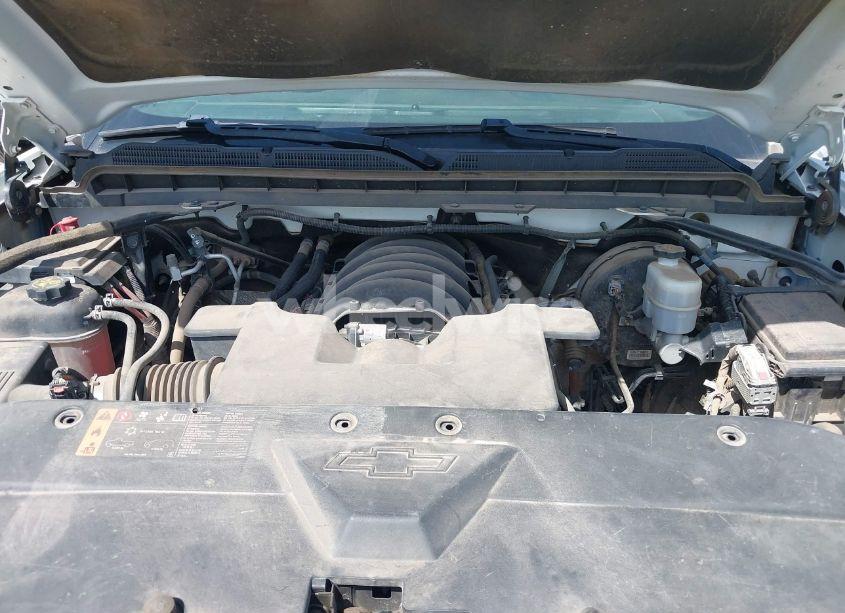 Photo 10 of 2019 Chevrolet Silverado 1500 LD WT (VIN 2GCVKNECXK1164038)