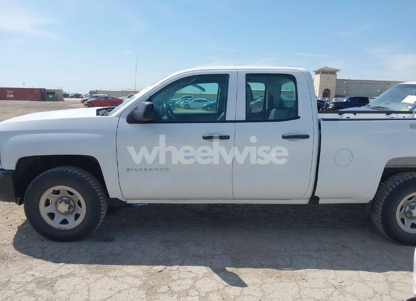 Photo 14 of 2019 Chevrolet Silverado 1500 LD WT (VIN 2GCVKNECXK1164038)