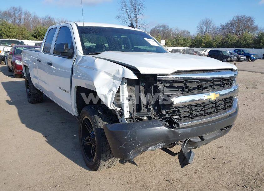 Photo 6 of 2019 Chevrolet Silverado 1500 LD WT (VIN 2GCVKNECXK1194124)