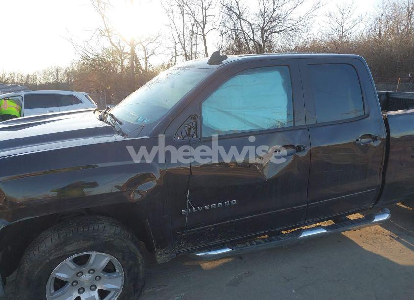 Photo 17 of 2019 Chevrolet Silverado 1500 LD LT (VIN 2GCVKPEC0K1103888)