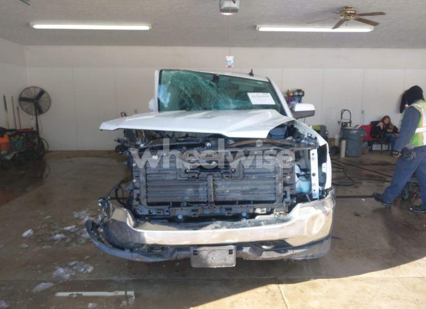 Photo 13 of 2019 Chevrolet Silverado 1500 LD LT (VIN 2GCVKPEC0K1109707)