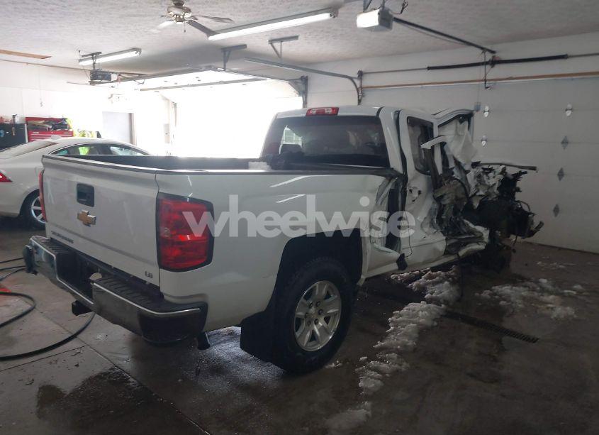 Photo 4 of 2019 Chevrolet Silverado 1500 LD LT (VIN 2GCVKPEC0K1109707)