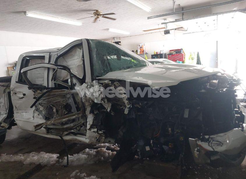 Photo 6 of 2019 Chevrolet Silverado 1500 LD LT (VIN 2GCVKPEC0K1109707)