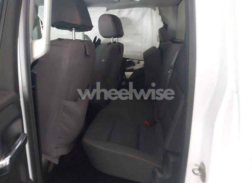 Photo 8 of 2019 Chevrolet Silverado 1500 LD LT (VIN 2GCVKPEC0K1109707)