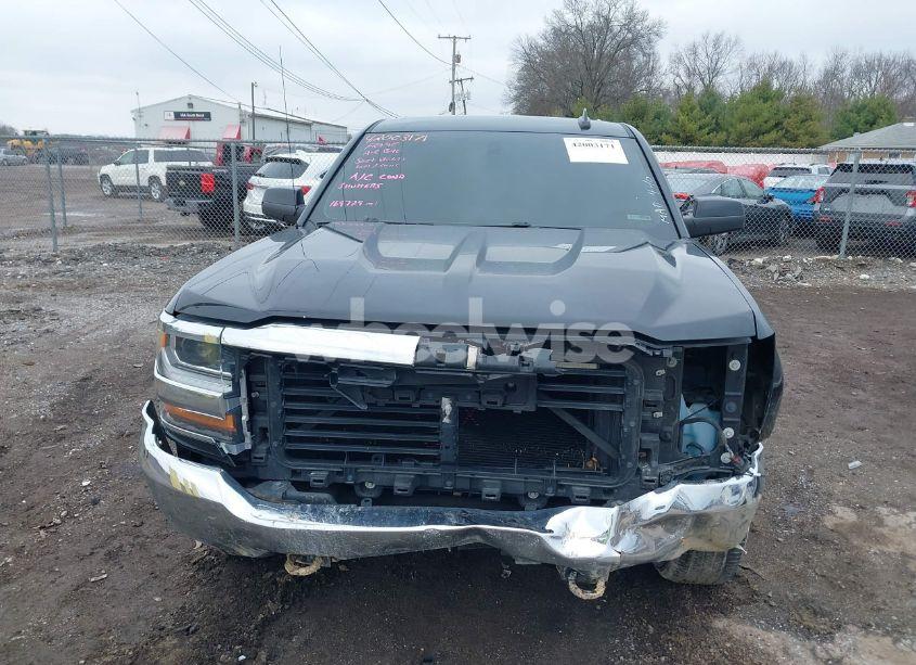 Photo 12 of 2019 Chevrolet Silverado 1500 LD LT (VIN 2GCVKPEC0K1142254)