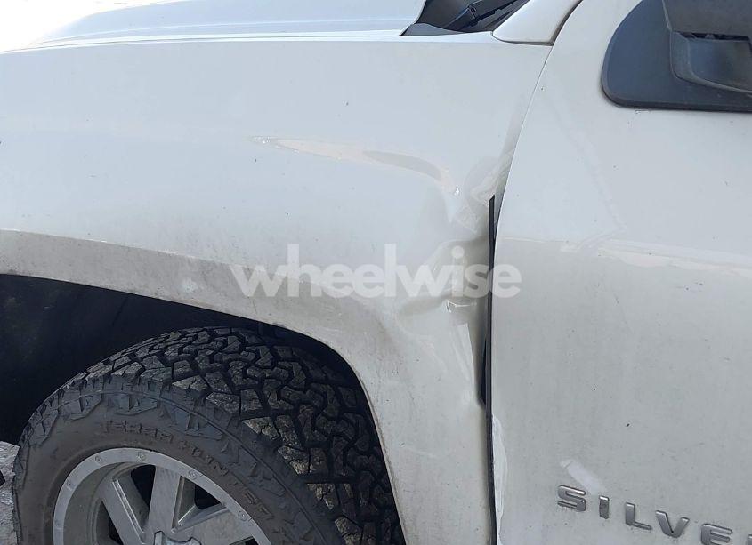 Photo 6 of 2019 Chevrolet Silverado 1500 LD LT (VIN 2GCVKPEC0K1182222)