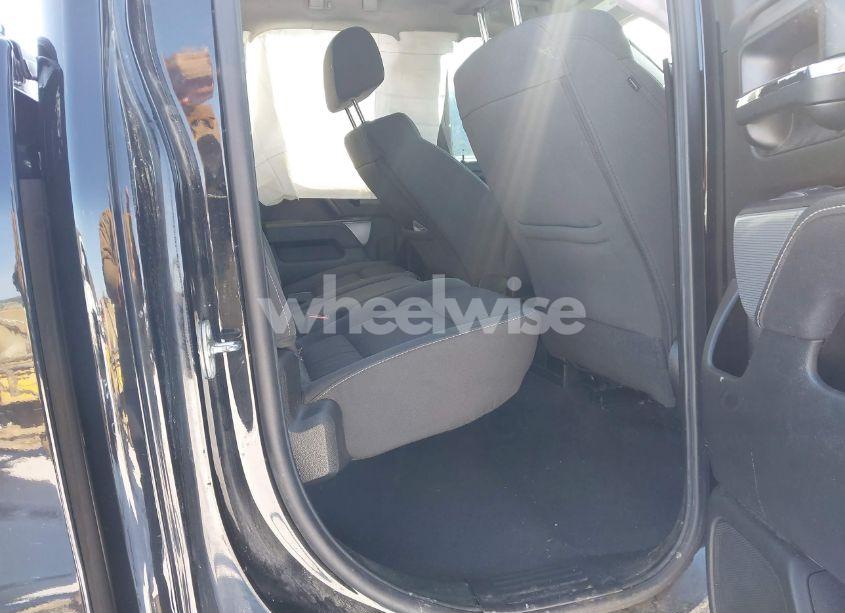 Photo 8 of 2019 Chevrolet Silverado 1500 LD LT (VIN 2GCVKPEC1K1115080)