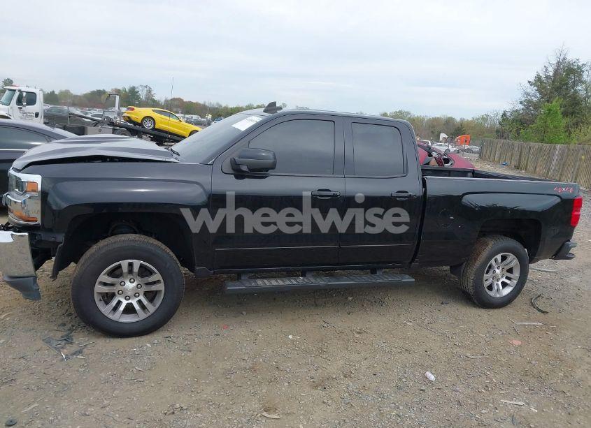 Photo 13 of 2019 Chevrolet Silverado 1500 LD LT (VIN 2GCVKPEC1K1128072)